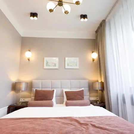 Avanti Aparthotel Cracovia